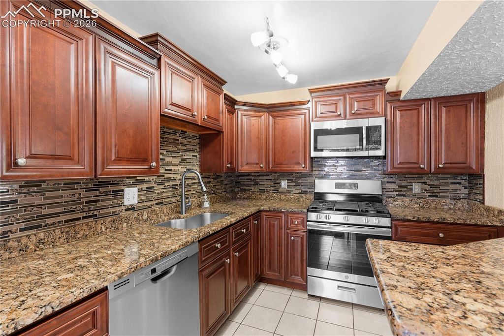 3043 E Fountain Boulevard, Colorado Springs, CO 80910 — photo 5