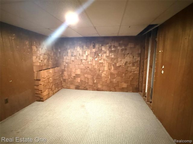 28476 Marquette Street, Garden City, MI 48135