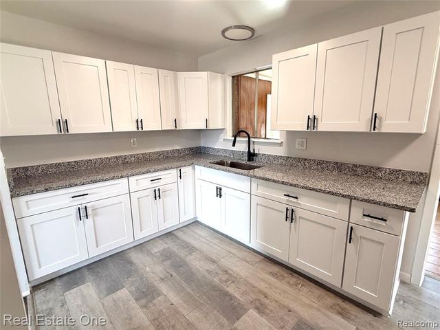 28476 Marquette Street, Garden City, MI 48135