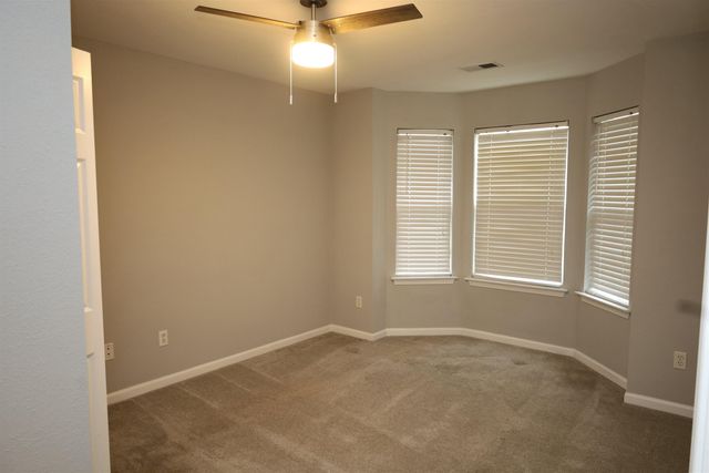 698 Pepperbush Dr., Myrtle Beach, SC 29579