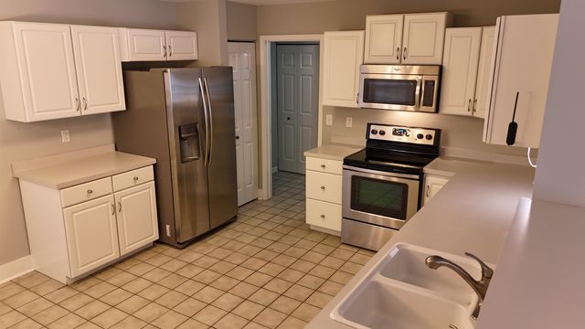 698 Pepperbush Dr., Myrtle Beach, SC 29579