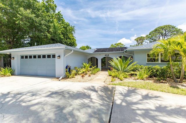 656 MEHLENBACHER ROAD, Belleair, FL 33756