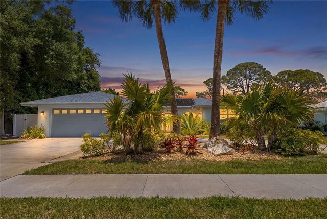 656 MEHLENBACHER ROAD, Belleair, FL 33756