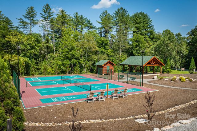 1030 River Club Ridge, Lenoir, NC 28645