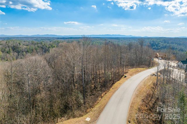 1030 River Club Ridge, Lenoir, NC 28645