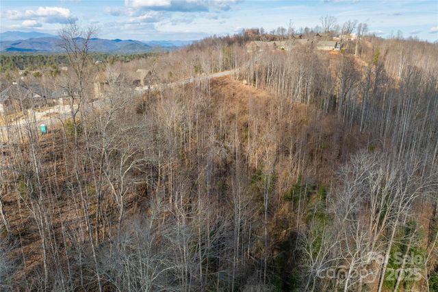 1030 River Club Ridge, Lenoir, NC 28645