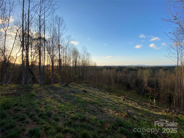 1030 River Club Ridge, Lenoir, NC 28645
