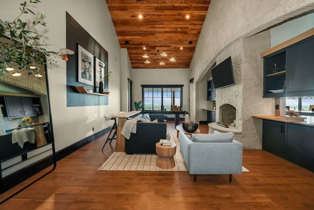 1230 Plateau Place, Graford, TX 76449