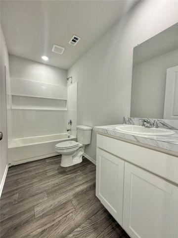 501 Sycamore Cove, Granbury, TX 76048
