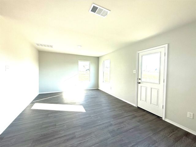 501 Sycamore Cove, Granbury, TX 76048