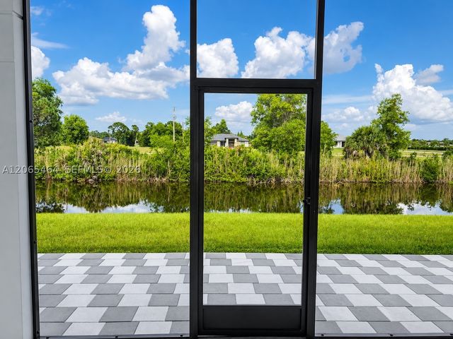 4337 NW 36th AVE, Cape Coral, FL 33993