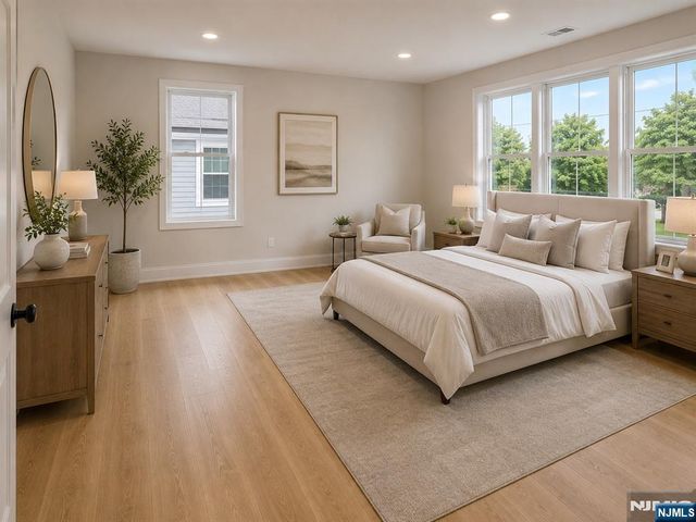6 Scharg Court, Clifton, NJ 07013