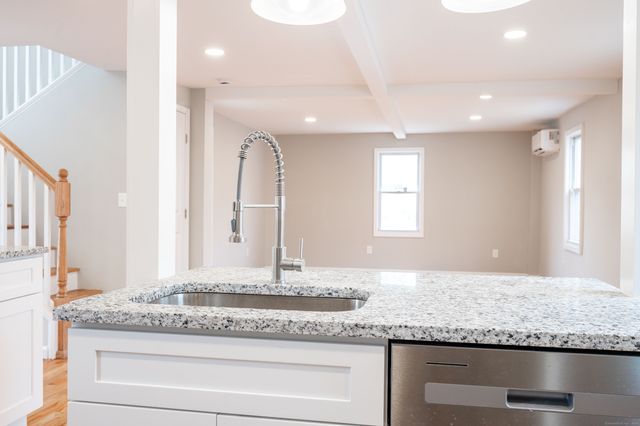 1 Wilcox Place, New Haven, CT 06513