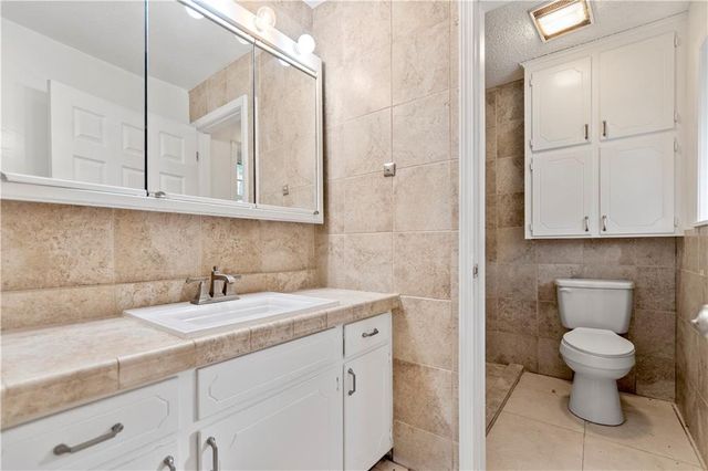1991 ALEXANDRIA Highway, Leesville, LA 71446