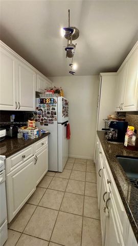 16518 NE 26th Avenue 304, North Miami Beach, FL 33160
