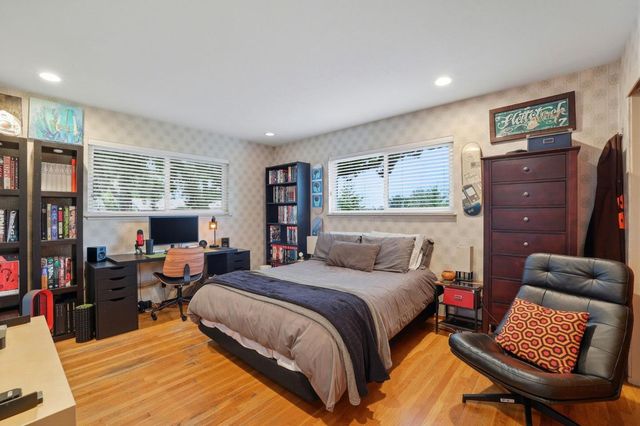 18762 Casa Blanca Lane, Saratoga, CA 95070