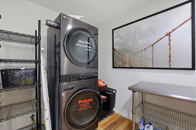 18762 Casa Blanca Lane, Saratoga, CA 95070