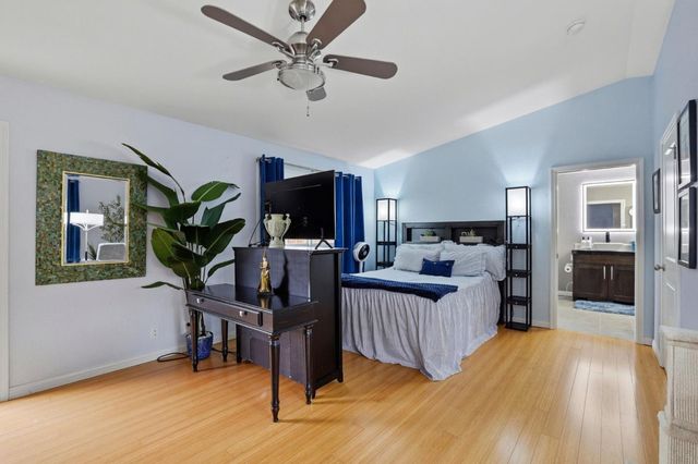 18762 Casa Blanca Lane, Saratoga, CA 95070