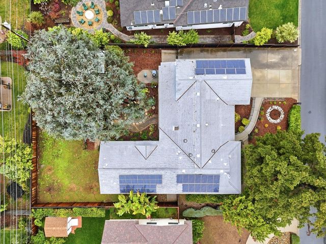 18762 Casa Blanca Lane, Saratoga, CA 95070