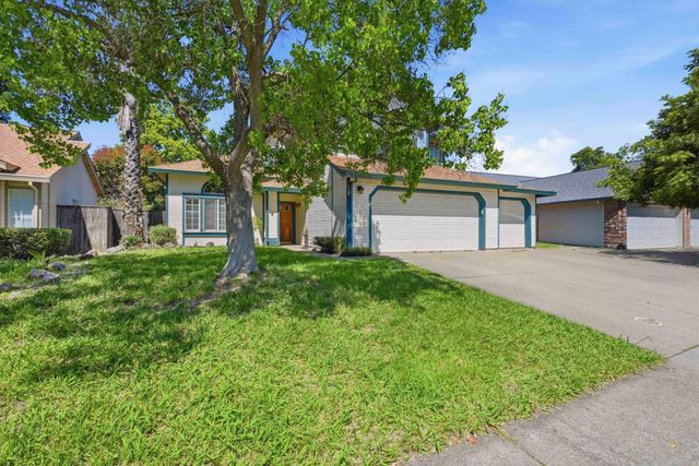 2217 Americana Dr, Roseville, CA 95747