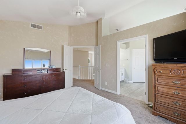 2217 Americana Dr, Roseville, CA 95747