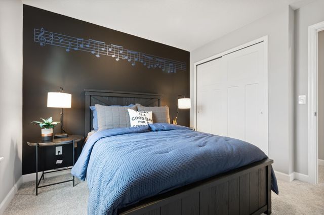 10760 Henslowe Avenue S, Cottage Grove, MN 55016