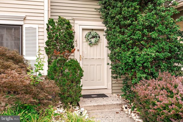 43 DEVON CT, Robbinsville, NJ 08691
