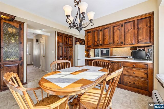 418 Pines Lake Drive, Wayne, NJ 07470