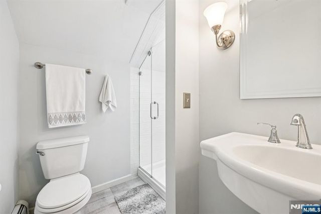 418 Pines Lake Drive, Wayne, NJ 07470