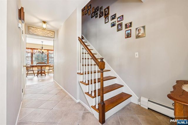 418 Pines Lake Drive, Wayne, NJ 07470