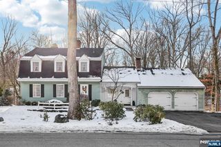 418 Pines Lake Drive, Wayne, NJ 07470