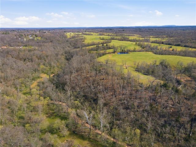12782 Stoney Point Road, Rogers, AR 72758