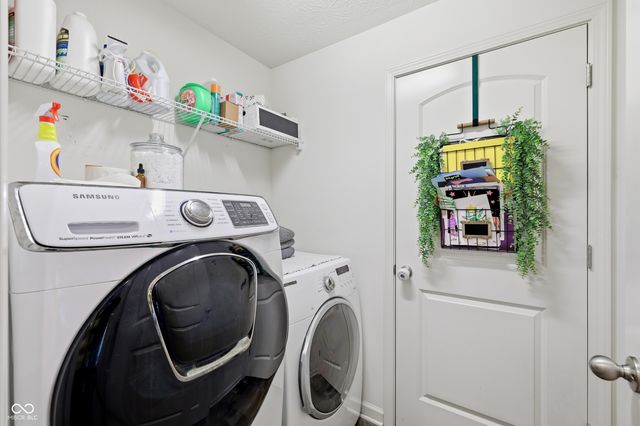 4018 Poplar Drive, Whitestown, IN 46075