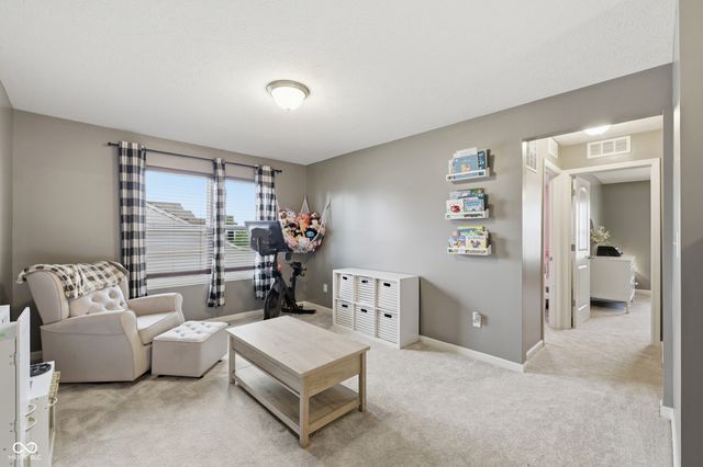 4018 Poplar Drive, Whitestown, IN 46075