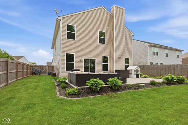 4018 Poplar Drive, Whitestown, IN 46075