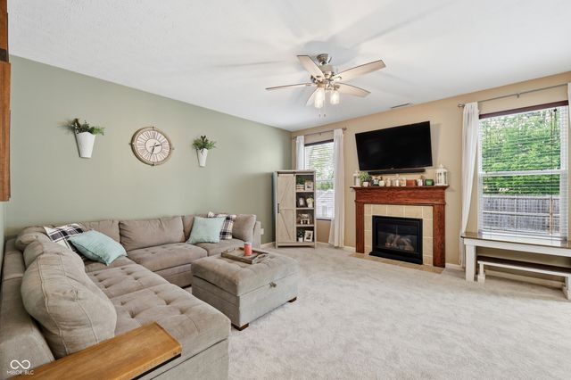 4018 Poplar Drive, Whitestown, IN 46075