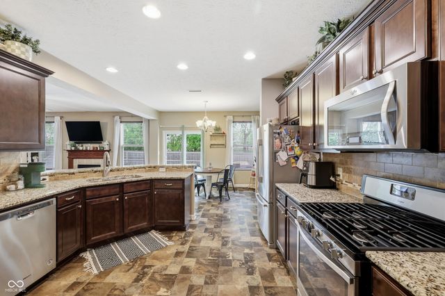 4018 Poplar Drive, Whitestown, IN 46075