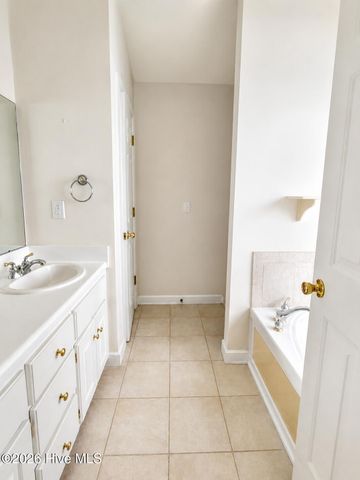 1532 Thayer Drive, Winterville, NC 28590