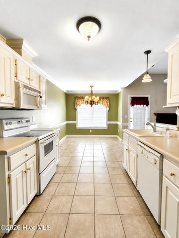 1532 Thayer Drive, Winterville, NC 28590