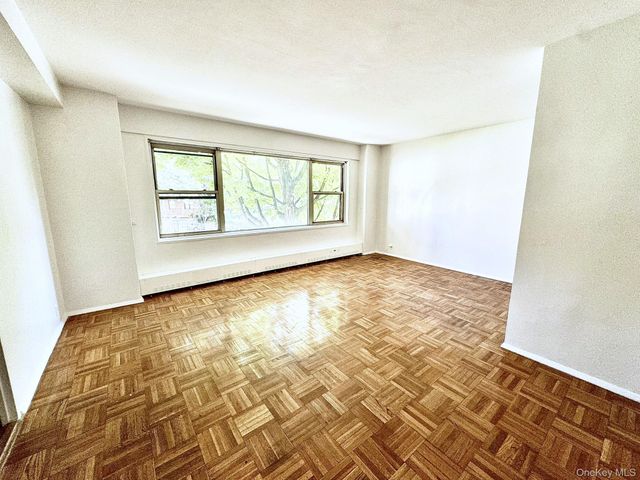 9 Fordham Hill Oval 1H, Bronx, NY 10468