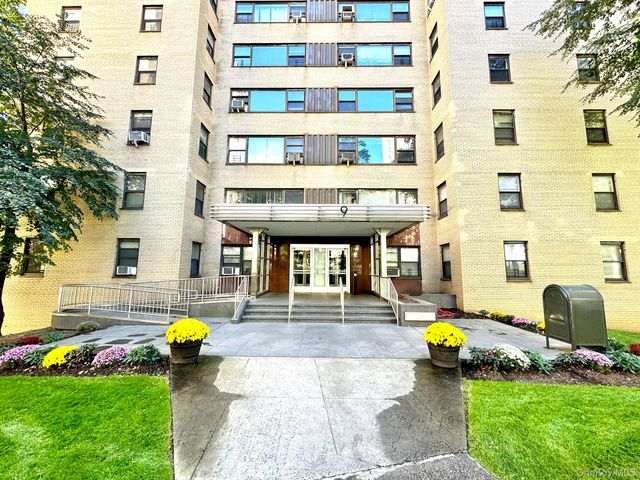 9 Fordham Hill Oval 1H, Bronx, NY 10468