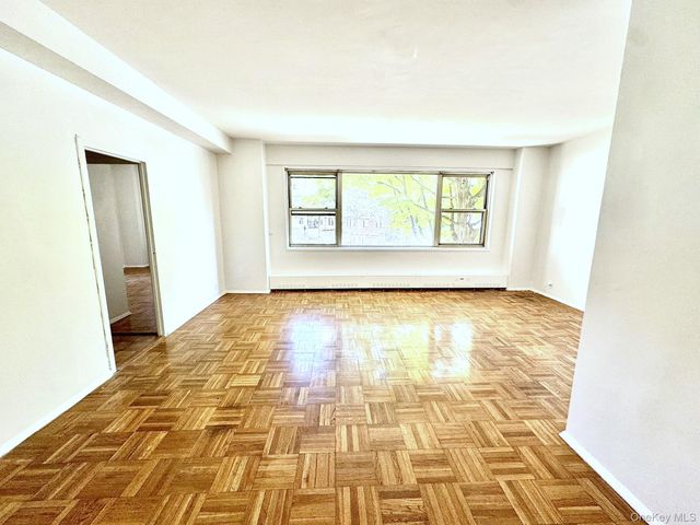 9 Fordham Hill Oval 1H, Bronx, NY 10468