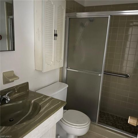 26 Hamlin CT, Lehigh Acres, FL 33936