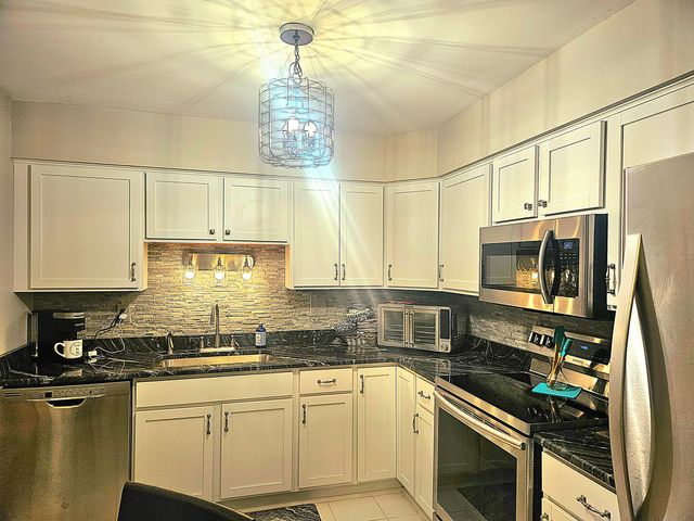 19645 Northridge Drive, Northville Twp, MI 48167