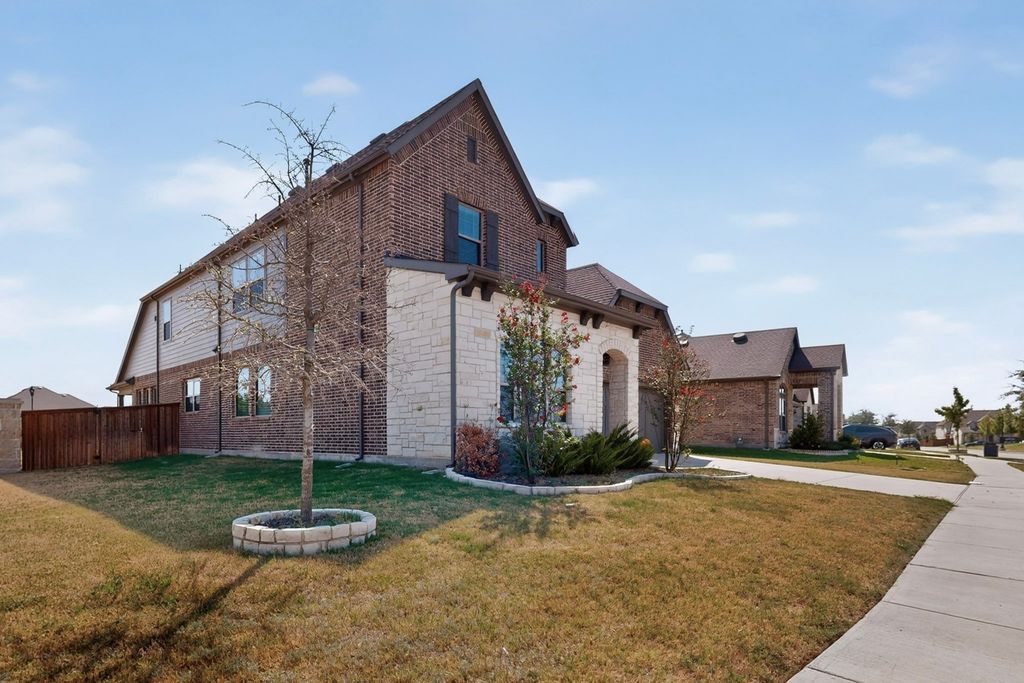 1600 Trellis Drive, Mansfield, TX 76063 — photo 2