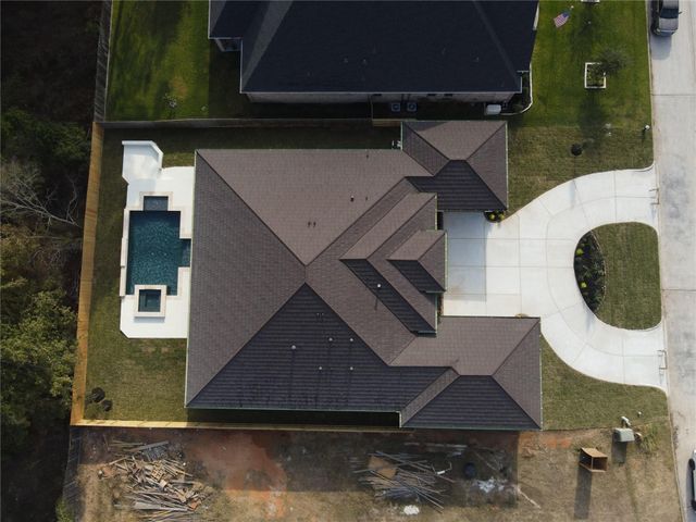 123 Pine Bluff Drive, Montgomery, TX 77356