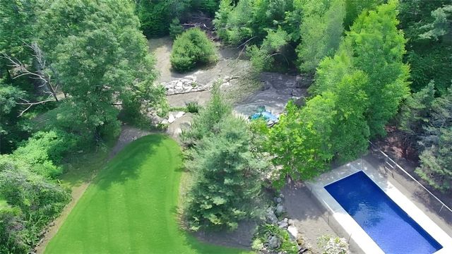 112 Cranberry Ridge Road, Glocester, RI 02857