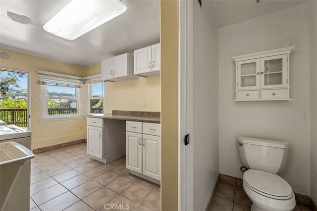 8248 Mannix, Los Angeles, CA 90046
