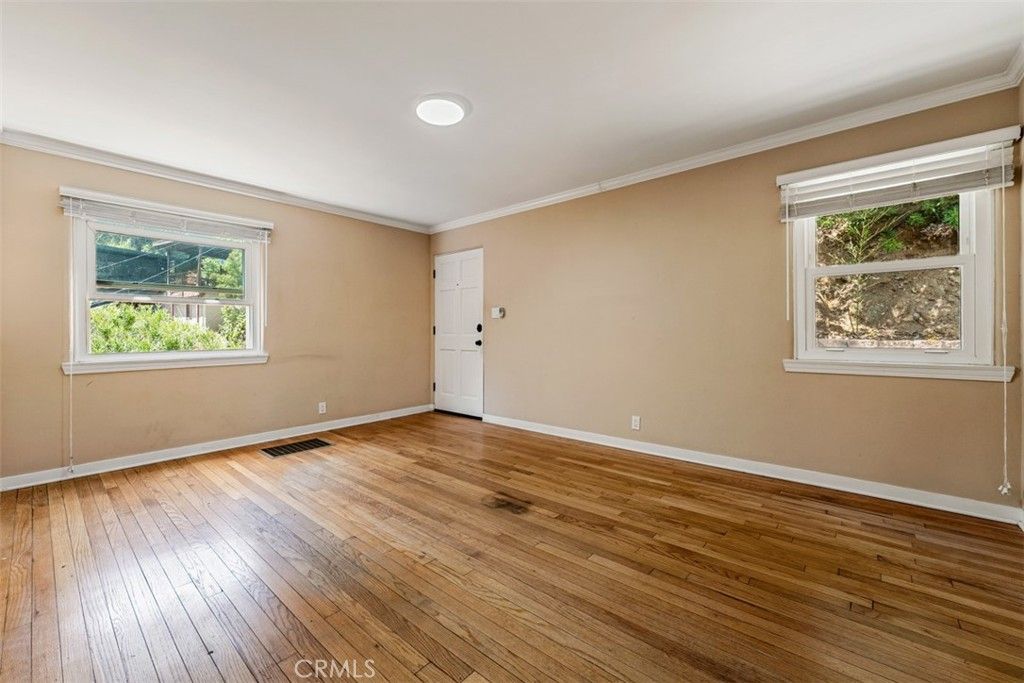 Image 23 of property listing at 8248 Mannix, Los Angeles, CA 90046