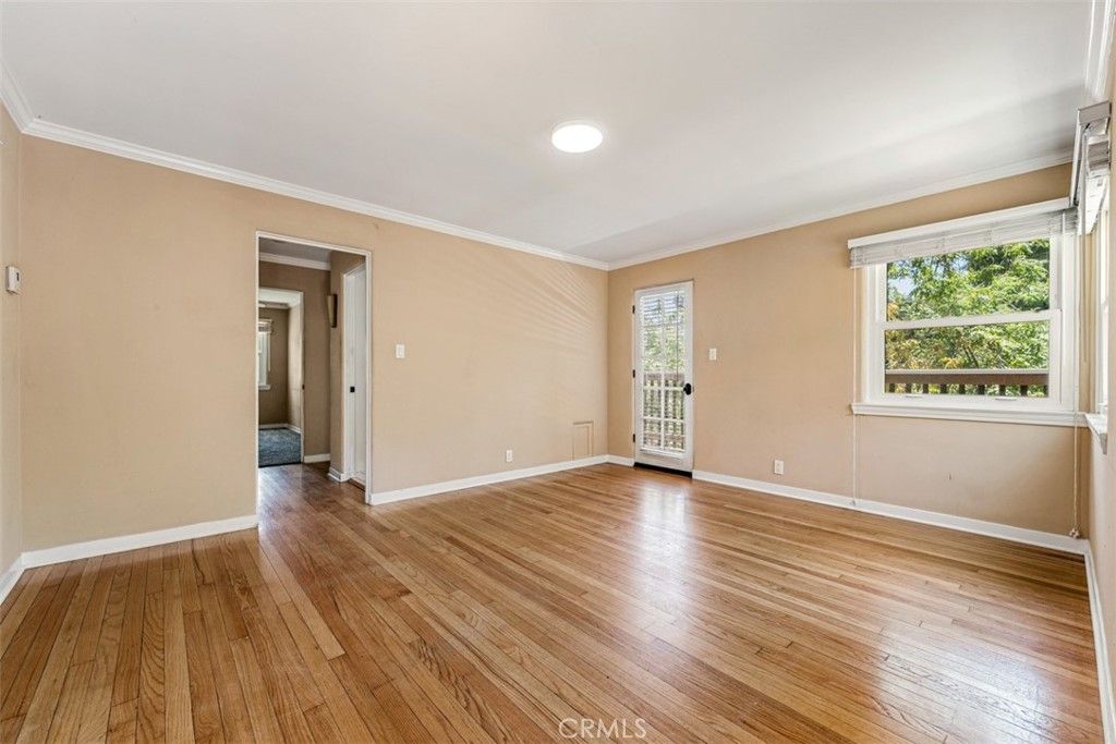 Image 6 of property listing at 8248 Mannix, Los Angeles, CA 90046